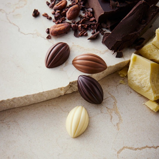 日本直送 Morozoff 朱古力禮盒 8/14/22/32/42個入 新年行運發財特輯 Happy New Year 馬年 限定手信