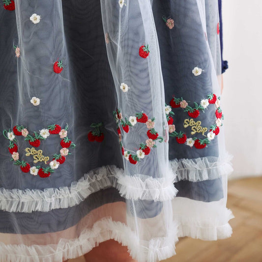 日本童裝  SLAP SLIP 士多啤梨刺繡薄紗連身裙 80-130cm 女童款 秋季 DRESSES 聖誕紅/新年紅