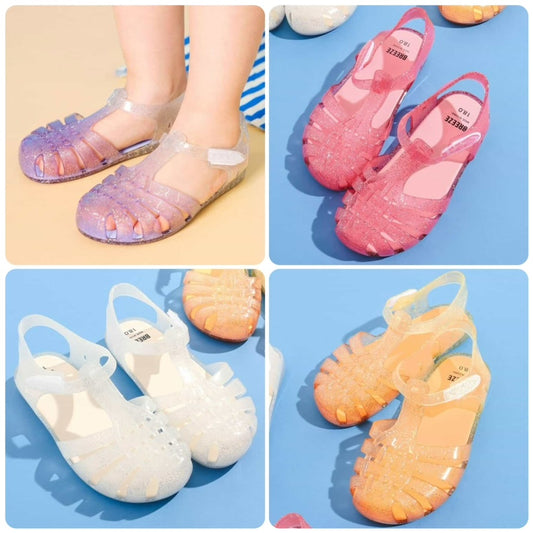 BREEZE sandals (14-19cm) shipped directly from Japan. Also available: other brands and summer swimwear specials. 