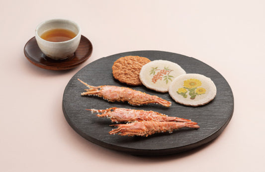 日本直送 桂新堂 冬季精選蝦片 2＋11/2＋21/4＋15袋 聖誕快樂特輯 新年行運發財特輯 Christmas Happy New Year 馬年 限定手信