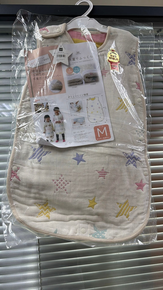 現貨區1-2日寄出--日本童裝 Akachan 日本製 六重紗睡袋 初生-95cm 35x58cm 冬季 TOPS 睡衣系列