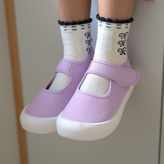 Ly# mine canvas shoes (16-19cm) shipped directly from Japan. Girls' shoes from other brands. 