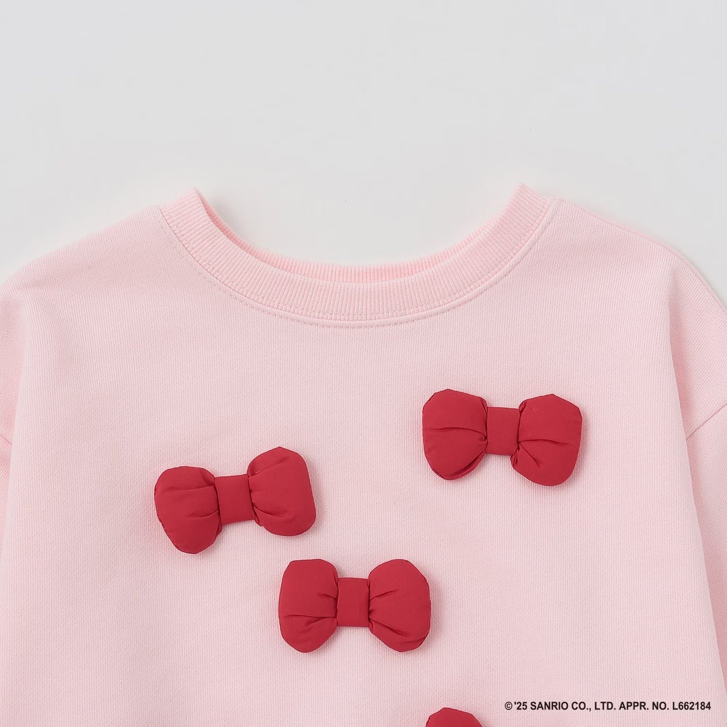 日本童裝 Ly# mine x Sanrio 速乾系列 2Way 前後兩著 Hello Kitty 3D絲帶衛衣 100-140cm 女童款 冬季 TOPS