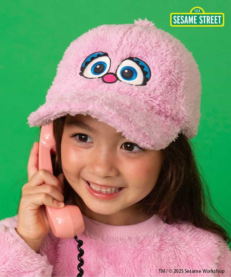 BREEZE sandals (14-19cm) shipped directly from Japan. Also available: other brands and summer swimwear specials. 