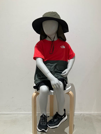 TNF Water-Draining Sneakers (17-22cm) Direct from Japan. Also available: Other Brands and Summer Swimwear Special. 