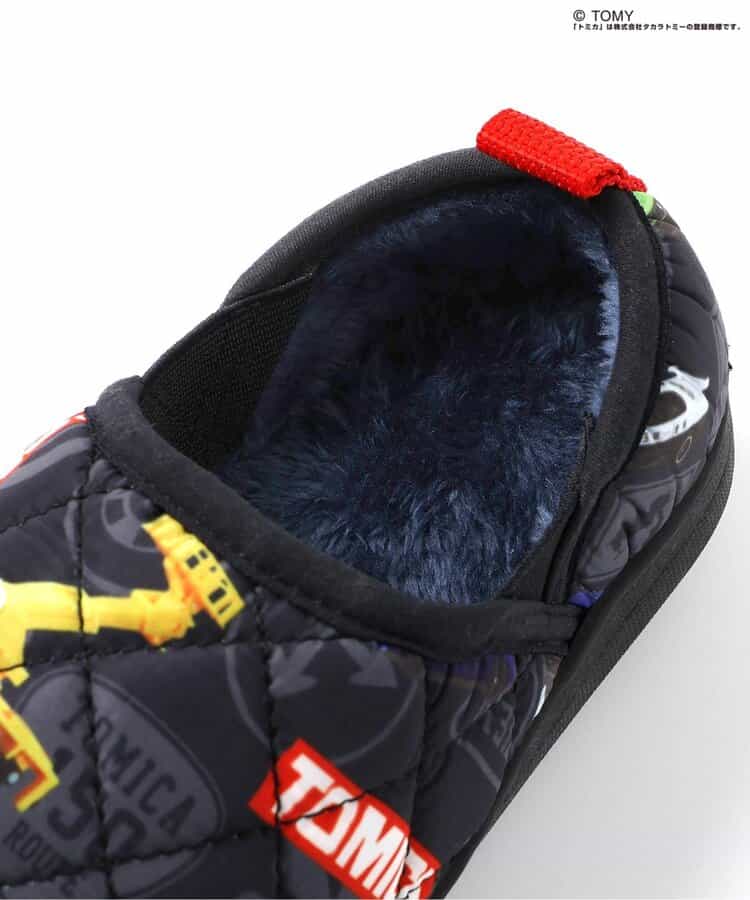 BREEZE sandals (14-19cm) shipped directly from Japan. Also available: other brands and summer swimwear specials. 