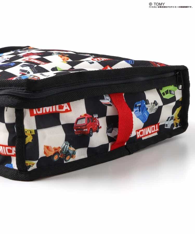 BREEZE sandals (14-19cm) shipped directly from Japan. Also available: other brands and summer swimwear specials. 