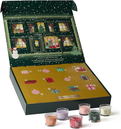 日英美直送 Yankee Candle Signature Votive Mini Candle Jars 12 Day Advent Calendar 聖誕倒數日曆 大人款 聖誕快樂特輯 不參與$900免運 滿$900可加$25免運到順豐站/智能櫃 Christmas Advent Calendars 2026