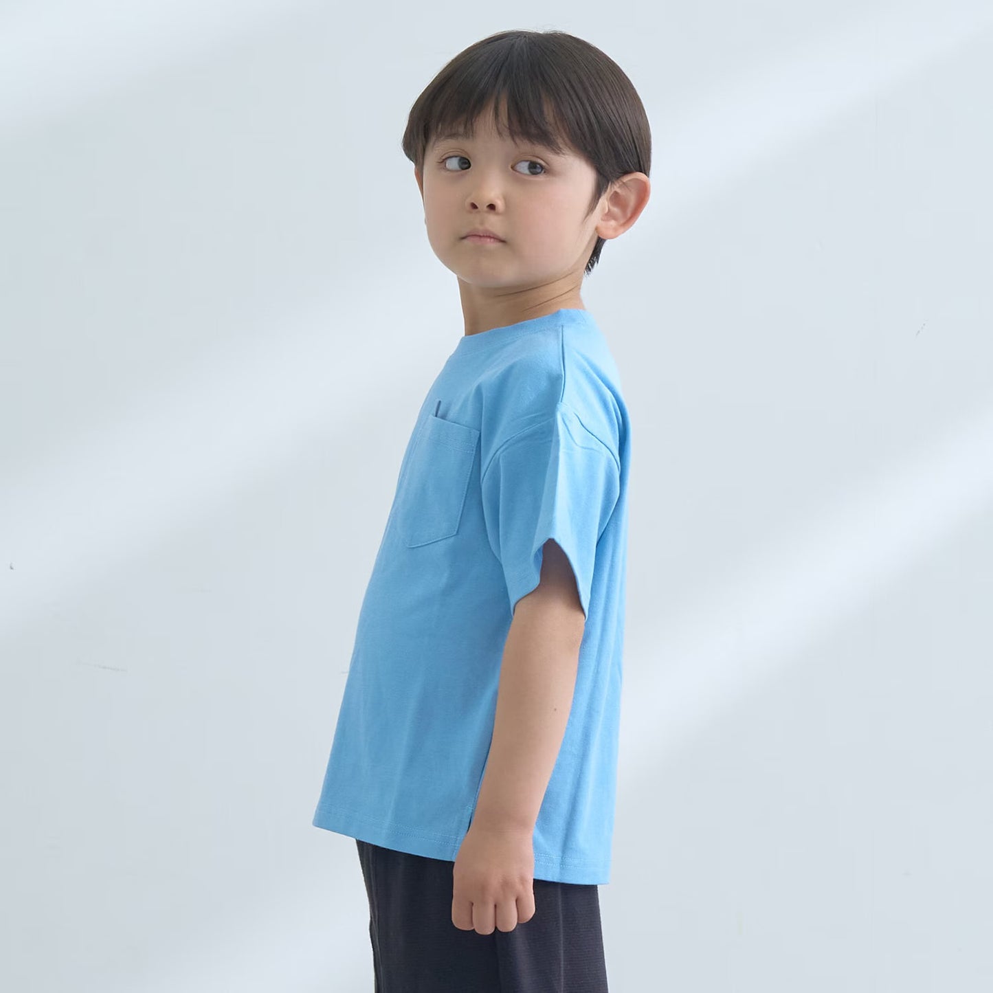 日本童裝 b・R# 防污系列 速乾系列 防UV 寬鬆基礎款口袋上衣 100-150cm 男童款 夏季 TOPS