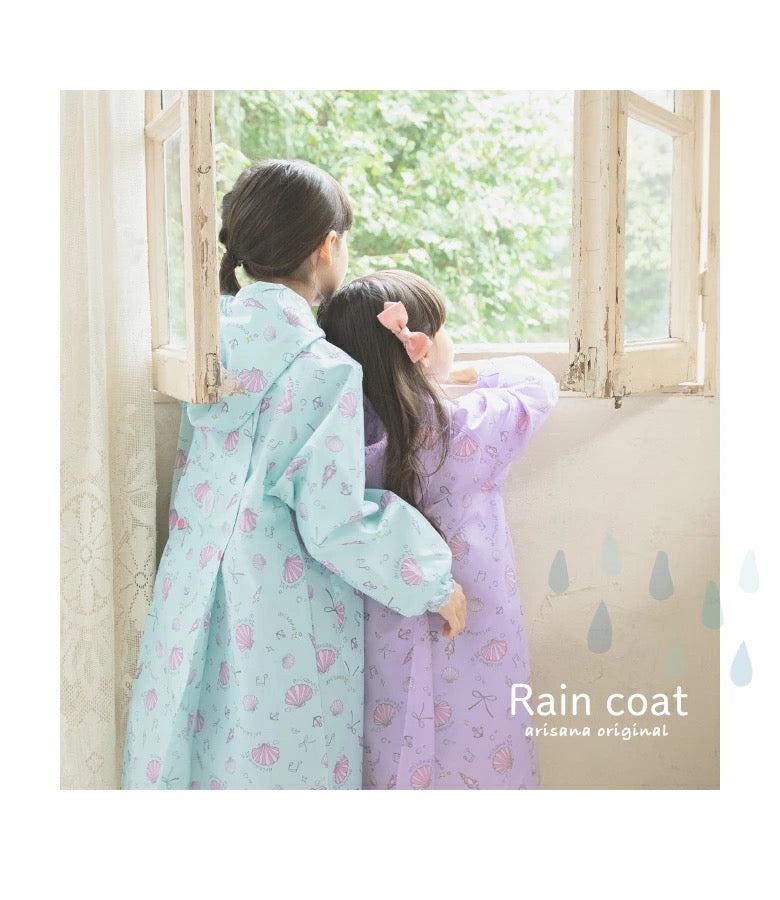 BREEZE sandals (14-19cm) shipped directly from Japan. Also available: other brands and summer swimwear specials. 