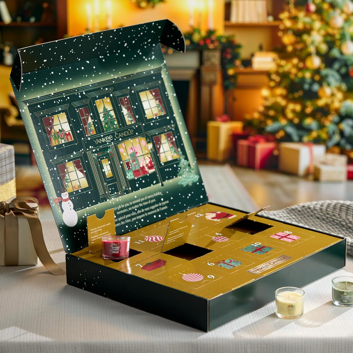 日英美直送 Yankee Candle Signature Votive Mini Candle Jars 12 Day Advent Calendar 聖誕倒數日曆 大人款 聖誕快樂特輯 不參與$900免運 滿$900可加$25免運到順豐站/智能櫃 Christmas Advent Calendars 2026