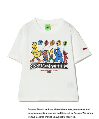 B:MING by BEAMS FRUIT OF THE LOOM Sesame Street Print Top (100-140cm) for Boys and Girls (Summer) 