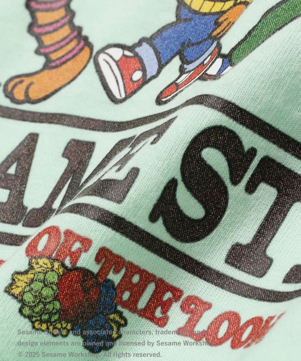 B:MING by BEAMS FRUIT OF THE LOOM Sesame Street Print Top (100-140cm) for Boys and Girls (Summer) 