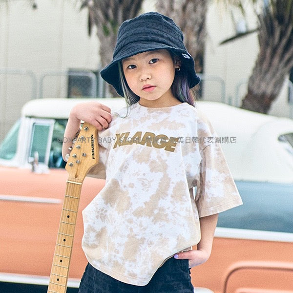 日本童裝 XLARGE KIDS 接觸冷感 扎染LOGO短袖上衣 80-140cm 男童款/女童款 夏季 TOPS