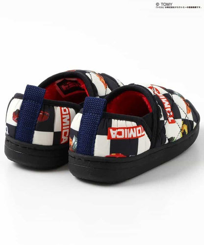 BREEZE sandals (14-19cm) shipped directly from Japan. Also available: other brands and summer swimwear specials. 