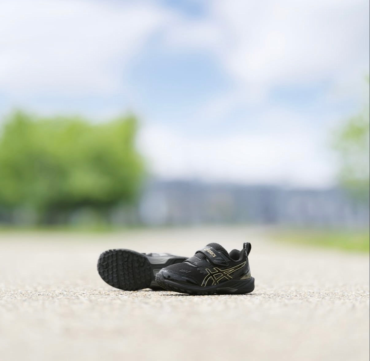 日本直送 ASICS MINI-ZERO 4 16-22cm 鞋系列