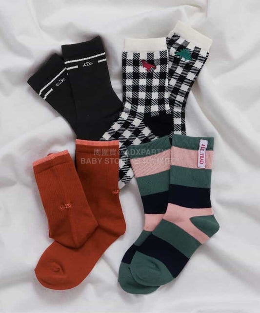 日本直送 apres les cours  襪一對 10-21cm 襪系列