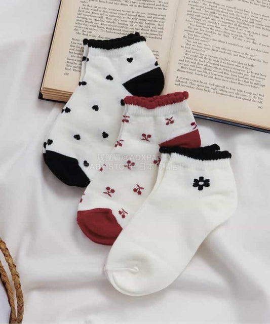 日本直送 apres les cours  襪一對 10-21cm 襪系列