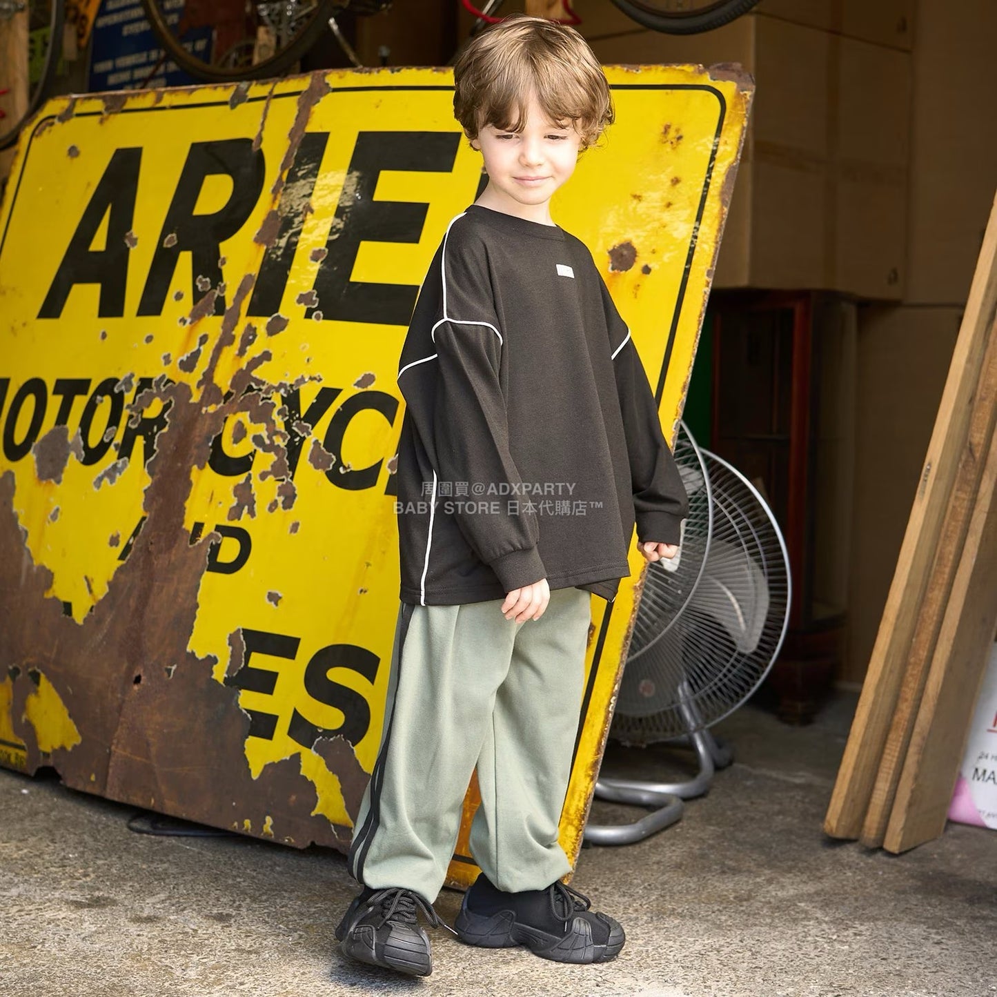 日本童裝 b・R# 吸水速乾 防UV  滾邊長袖上衣 110-150cm 男童款 秋季 TOPS