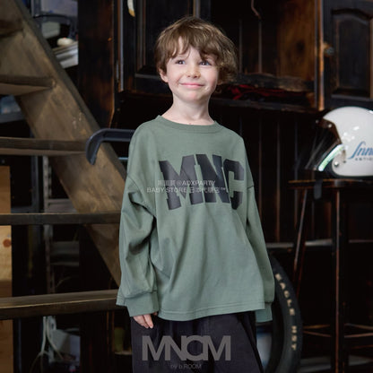 日本童裝 b・R# 吸水速乾 防UV 標誌印花長袖上衣 110-150cm 男童款 秋季 TOPS