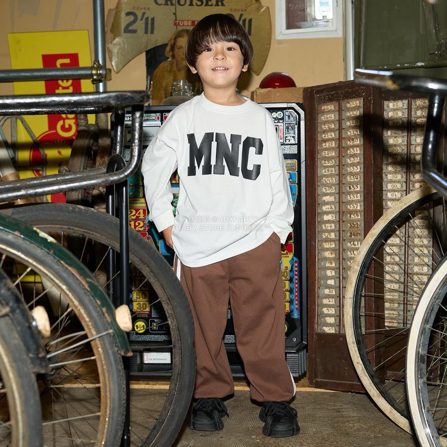 日本童裝 b・R# 吸水速乾 防UV 標誌印花長袖上衣 110-150cm 男童款 秋季 TOPS