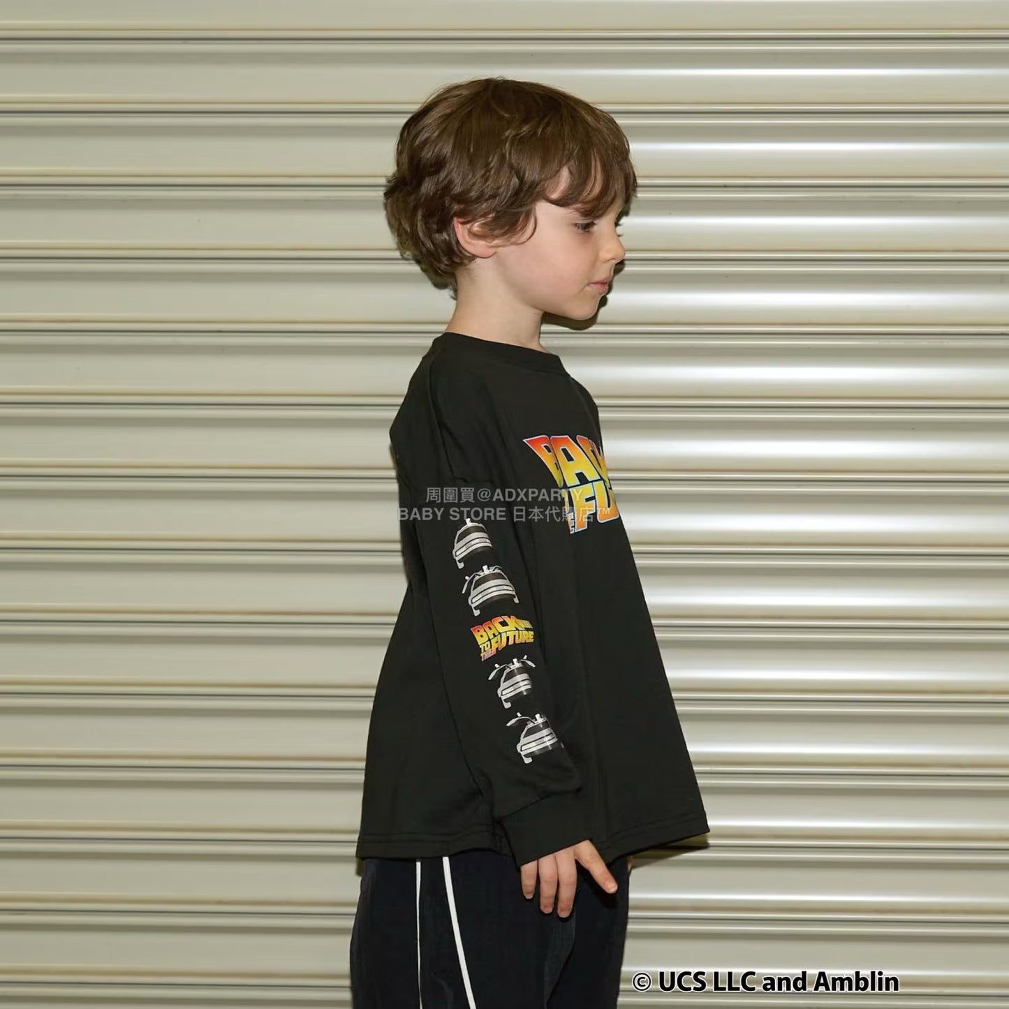 日本童裝 b・R# 吸水速乾 防UV 【BACK TO THE FUTURE 40TH】 印花上衣 110-150cm 男童款 秋季 TOPS