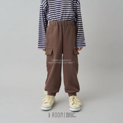 日本童裝 b・R# 吸水速乾 吸濕排汗 寬鬆工裝運動褲 100-150cm 男童款/女童款 冬季 PANTS