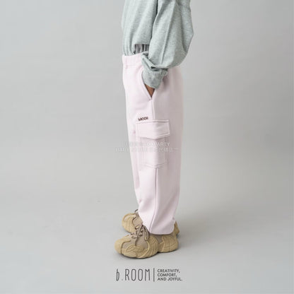 日本童裝 b・R# 吸水速乾 吸濕排汗 寬鬆工裝運動褲 100-150cm 男童款/女童款 冬季 PANTS