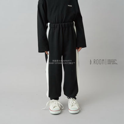 日本童裝 b・R# 吸水速乾 吸濕排汗 寬鬆側邊運動褲100-150cm 男童款/女童款 冬季 PANTS