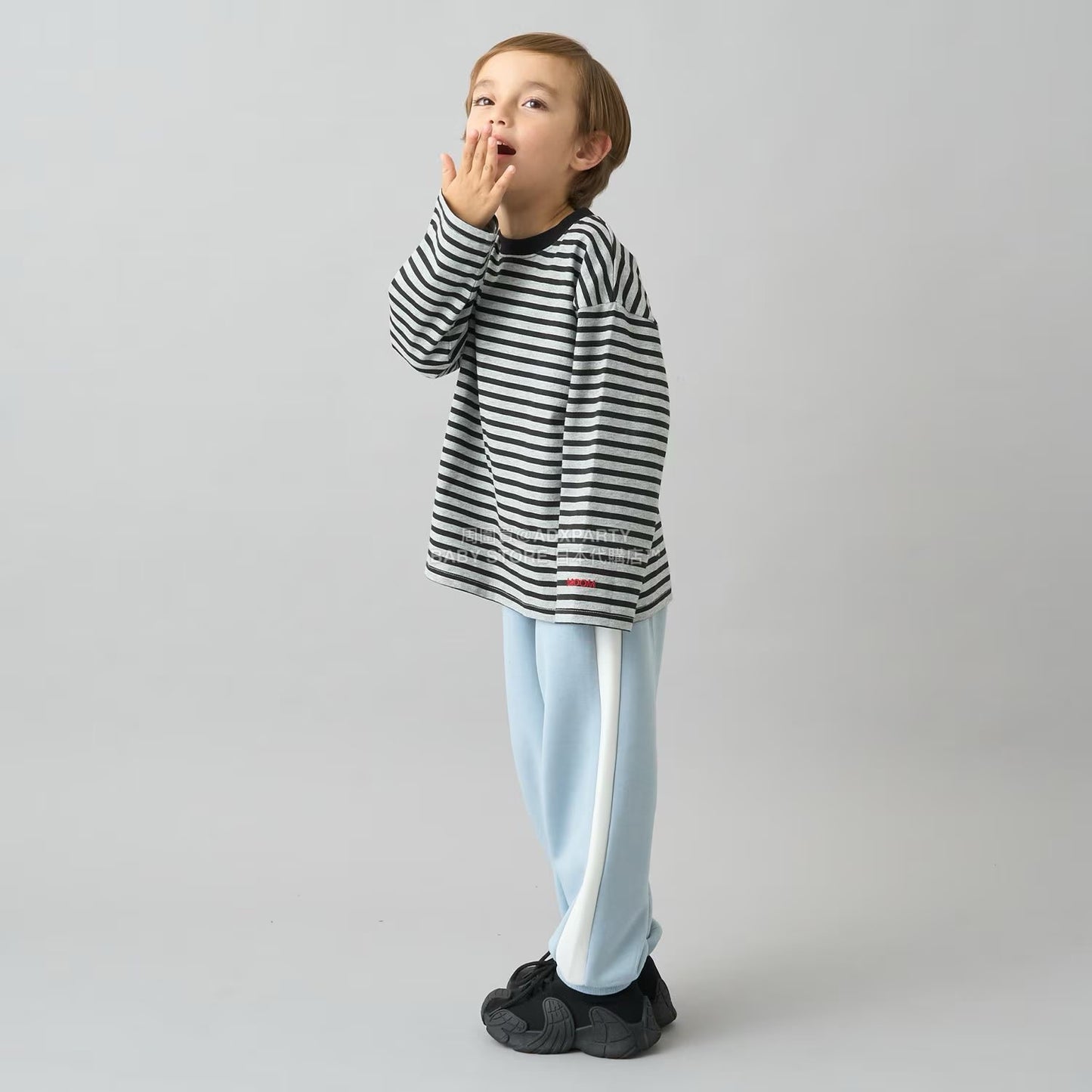 日本童裝 b・R# 吸水速乾 吸濕排汗 寬鬆側邊運動褲100-150cm 男童款/女童款 冬季 PANTS