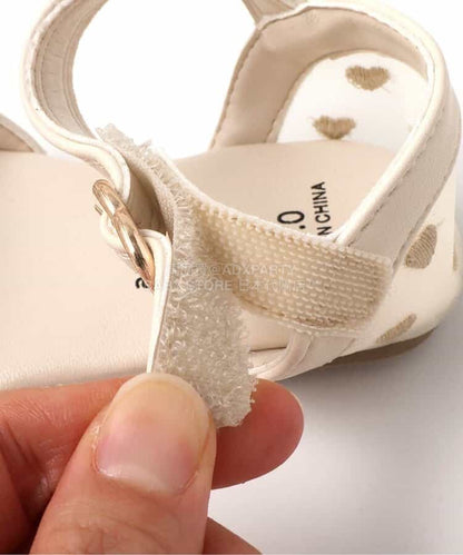 Apres les cours sandals (14-19cm) shipped directly from Japan. Also available: other brands and summer swimwear collection. 