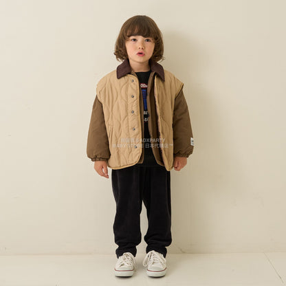 日本童裝 b・R# 絎縫背心外套 100-150cm 男童款 冬季 (適合初秋、香港平均溫度、寒冷天氣）OUTERWEAR