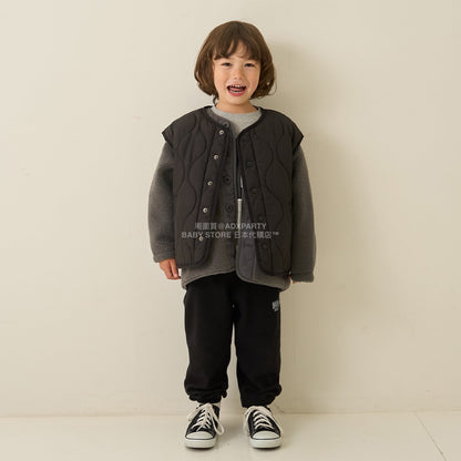日本童裝 b・R# 絎縫背心外套 100-150cm 男童款 冬季 (適合初秋、香港平均溫度、寒冷天氣）OUTERWEAR