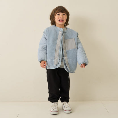 日本童裝 b・R# 抓毛背心外套 100-150cm 男童款 冬季 (適合初秋、香港平均溫度、寒冷天氣）OUTERWEAR (副本)