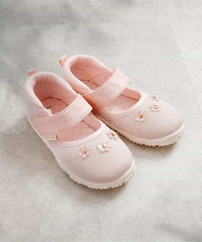 Apres les cours sandals (14-19cm) shipped directly from Japan. Also available: other brands and summer swimwear collection. 