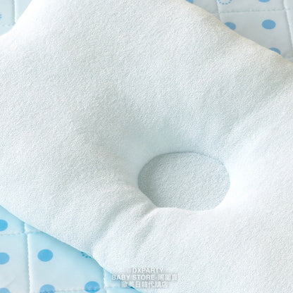 Directly from Japan, No. 1 in annual sales. Made in Japan, natural materials, cool to the touch, suitable for all seasons. Children's pillow, 24×38cm, daily necessities.