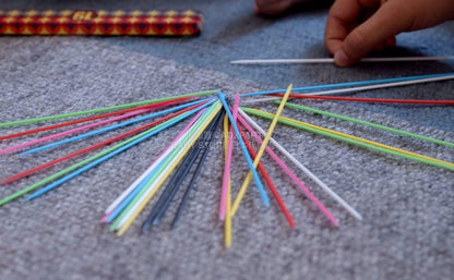 英美直送 FAMILY GAMES聖誕倒數日曆 兒童款 聖誕快樂特輯 聖誕倒數日曆A 不參與$900免運 滿$900可加$25免運 Christmas Advent Calendars 2025