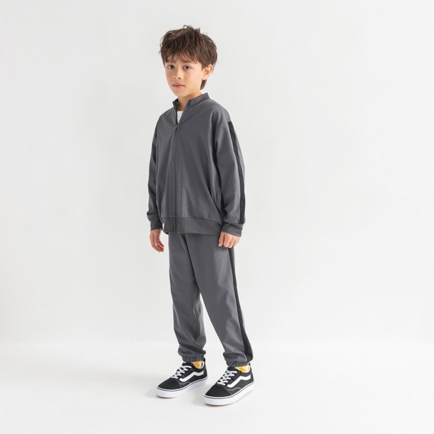 日本童裝 Branshes 抗皺 速乾系列 運動外套 120-150cm 男童款 春季 OUTERWEAR
