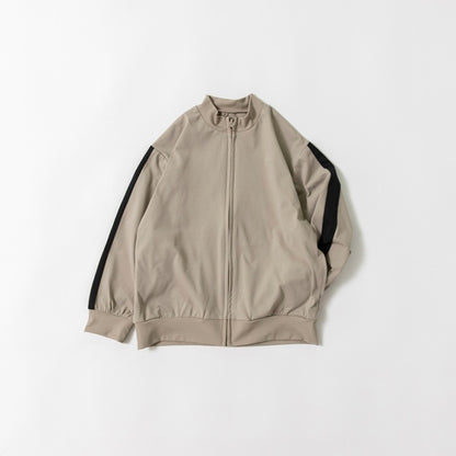 日本童裝 Branshes 抗皺 速乾系列 運動外套 120-150cm 男童款 春季 OUTERWEAR