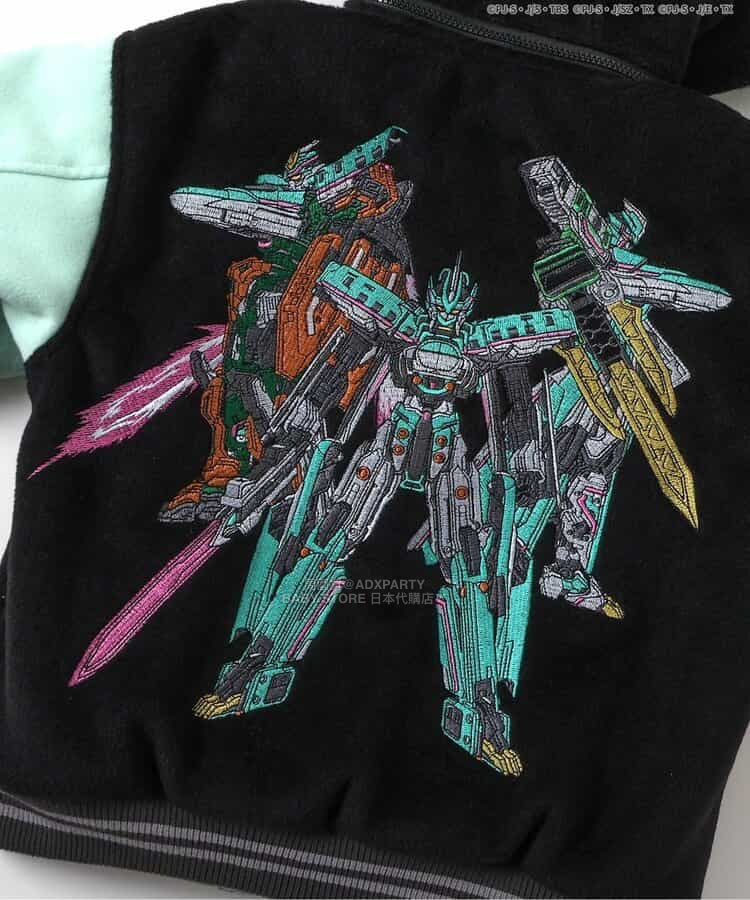 日本童裝 BREEZE x シンカリオン 刺繡連帽夾棉外套 90-140cm 男童款 冬季 (適合初秋、香港平均溫度、寒冷天氣雪）OUTERWEAR