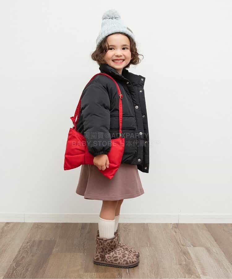 BREEZE sandals (14-19cm) shipped directly from Japan. Also available: other brands and summer swimwear specials. 