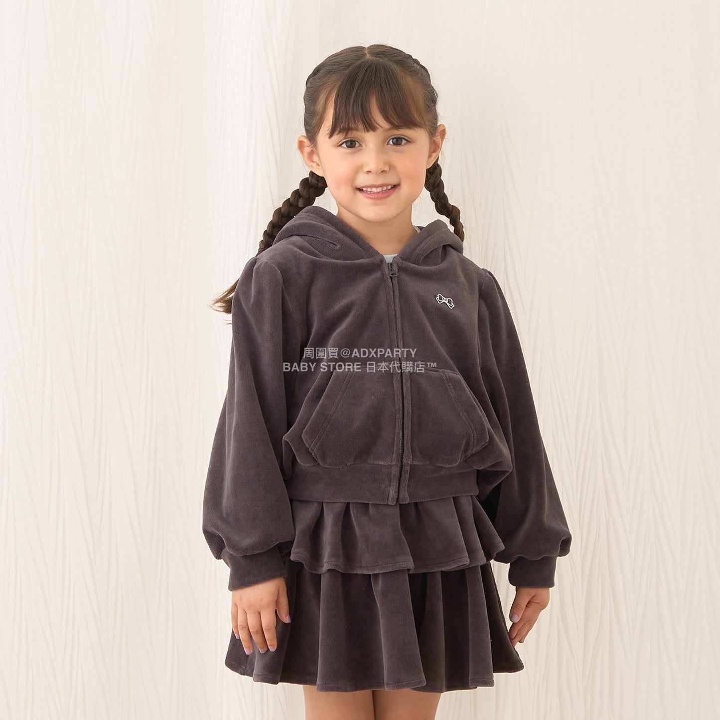 日本童裝 Ly# mine 天鵝絨皺褶拉鍊連帽外套 100-150cm 女童款 冬季 OUTERWEAR