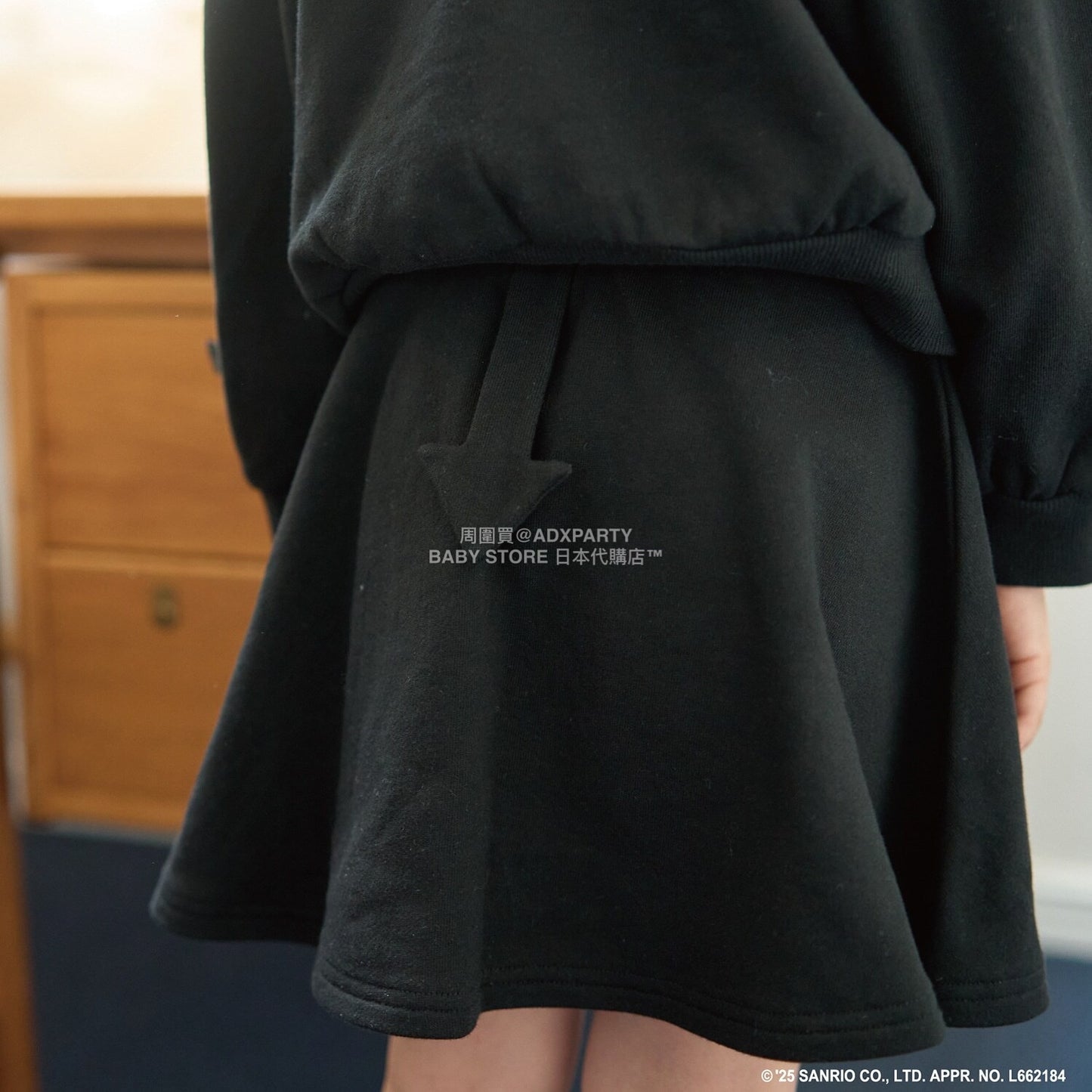 日本童裝 Ly# mine x Sanrio 連帽衛衣及喇叭裙套裝 100-140cm 女童款 冬季 TOPS SKIRTS