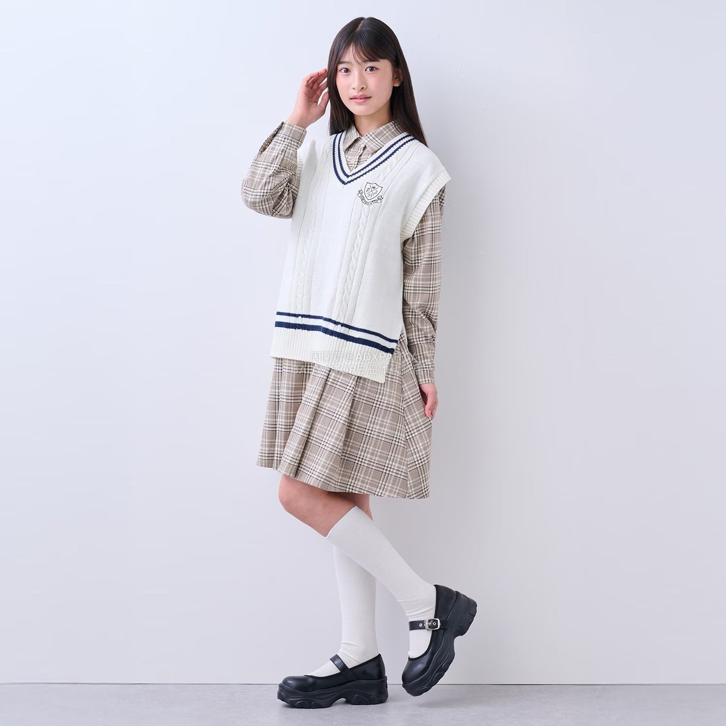 日本直送 pom ponette junior 福袋6點 140-165cm 女童款 2026年日本新春福袋 福袋不參與$900免運 滿$900可加$25免運【日本預售：2026年1月1日】