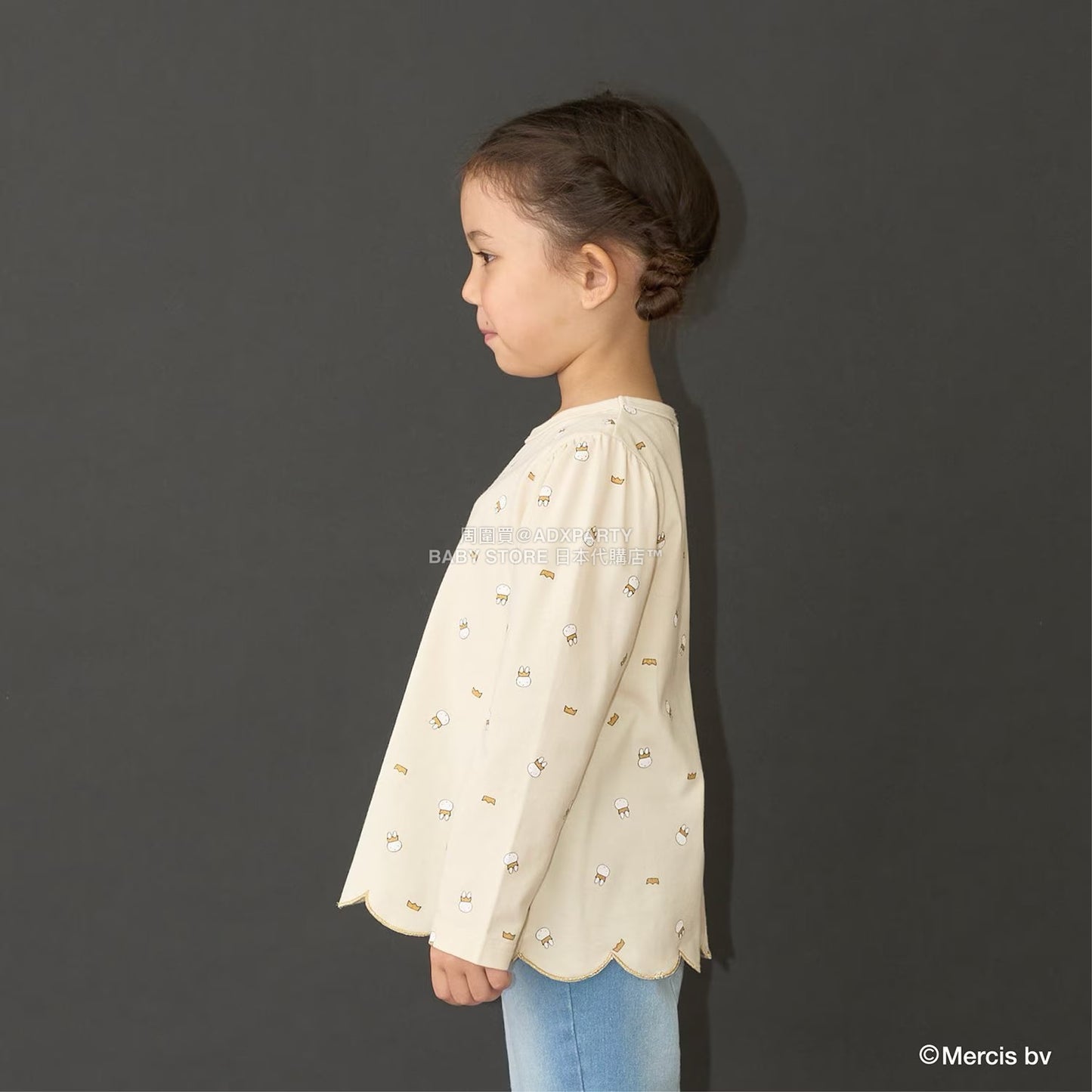 日本童裝 Ly# mine x miffy 滿版印花扇貝邊上衣 100-140cm 女童款 秋季 TOPS