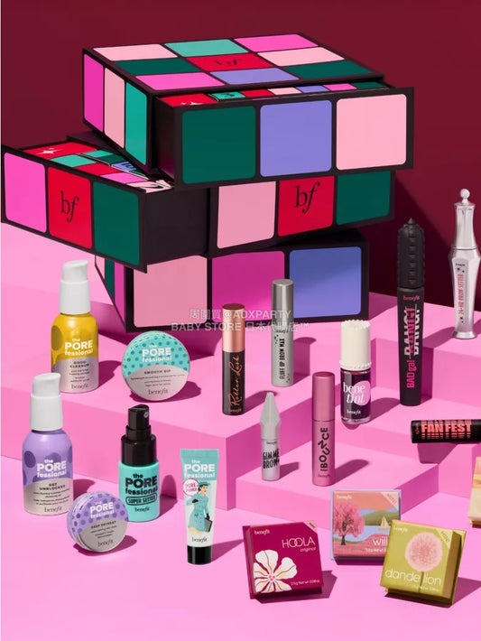 英美直送 BENEFIT Glam Cube 24-Day Beauty聖誕倒數日曆（Worth £267） 大人款 聖誕快樂特輯 聖誕倒數日曆 不參與$900免運 滿$900可加$25免運 Christmas Advent Calendars 2025