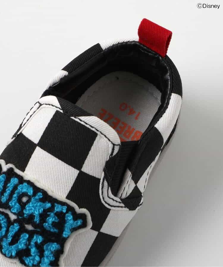 BREEZE sandals (14-19cm) shipped directly from Japan. Also available: other brands and summer swimwear specials. 