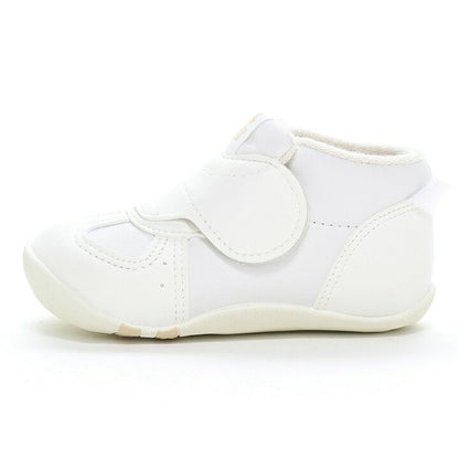 Moonstar x Sanrio antibacterial, odor-resistant, and wear-resistant soles for healthy-looking children's shoes (14-19cm) - direct from Japan. Girls' shoe collection.