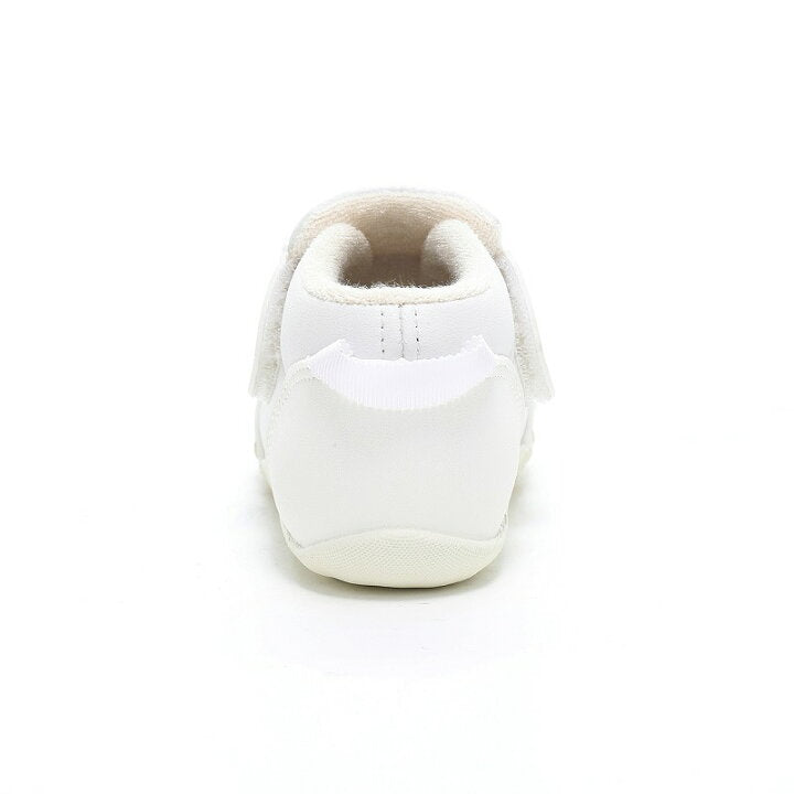 Moonstar x Sanrio antibacterial, odor-resistant, and wear-resistant soles for healthy-looking children's shoes (14-19cm) - direct from Japan. Girls' shoe collection.