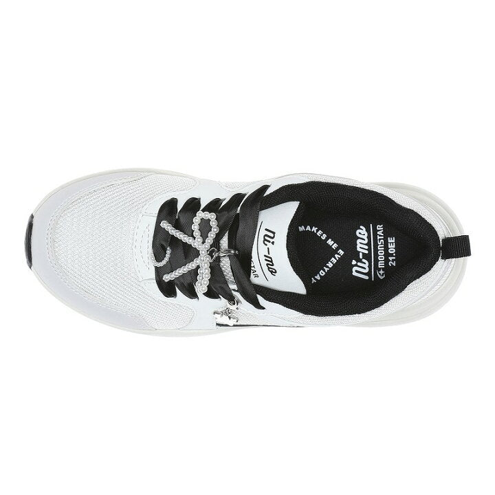 Moonstar x Sanrio antibacterial, odor-resistant, and wear-resistant soles for healthy-looking children's shoes (14-19cm) - direct from Japan. Girls' shoe collection.